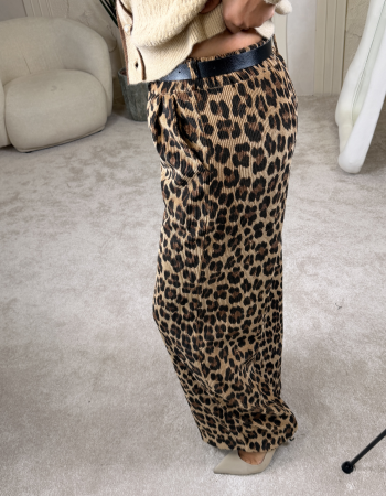 FİTİLLİ KADİFE LEOPAR İTALYAN PANTOLON FİTİLLİ KADİFE LEOPAR İTALYAN PANTOLON