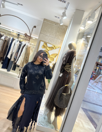 YALDIZLI SİYAH KAZAK