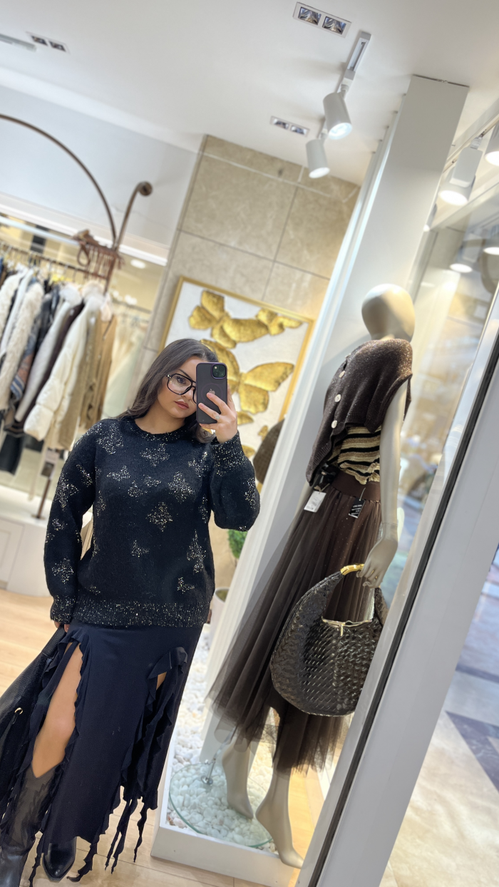 YALDIZLI SİYAH KAZAK