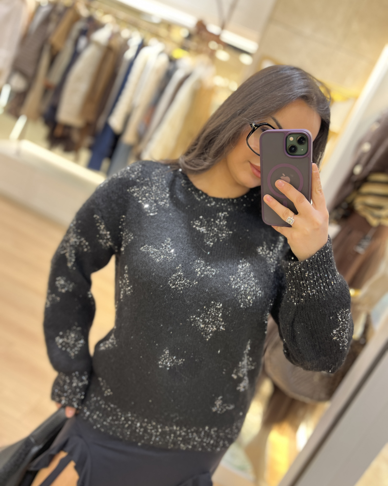 YALDIZLI SİYAH KAZAK