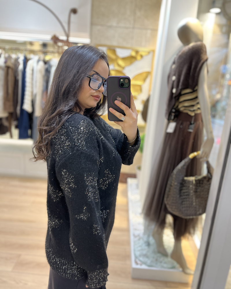 YALDIZLI SİYAH KAZAK