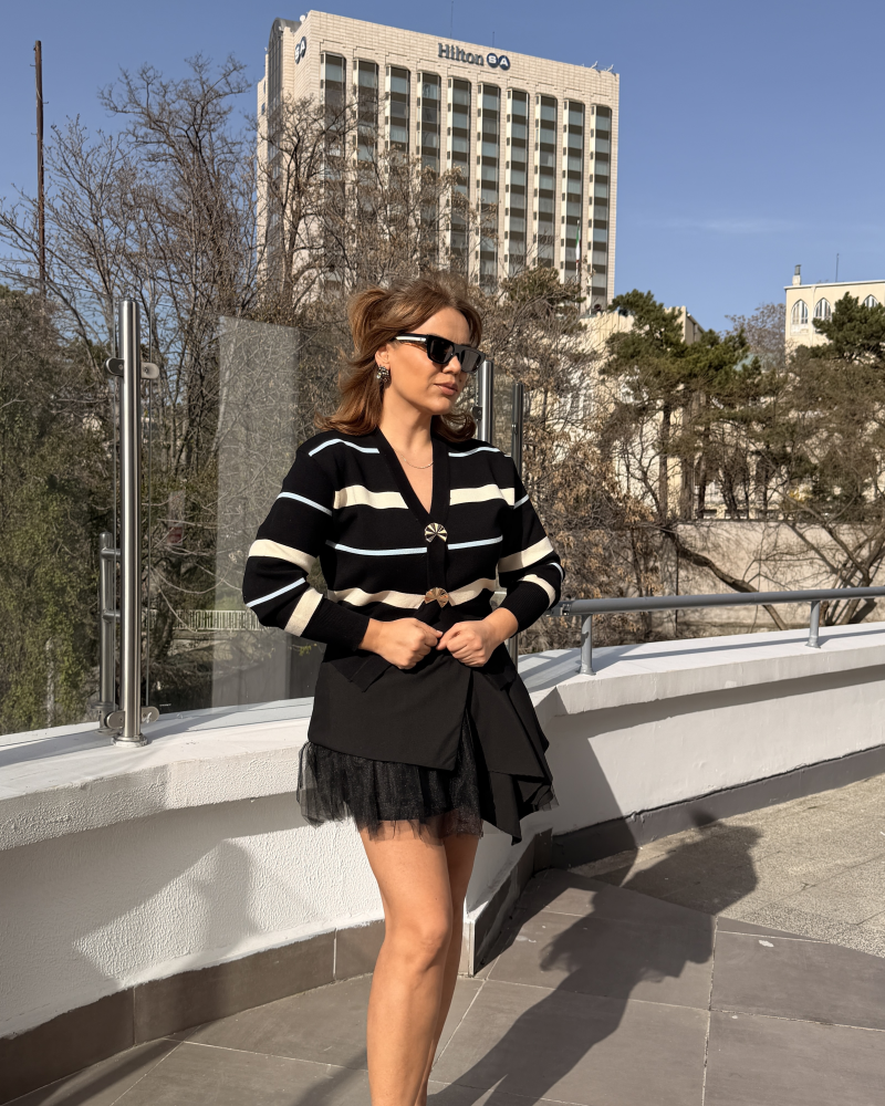 İTALYAN BROŞ DETAY TRİKO