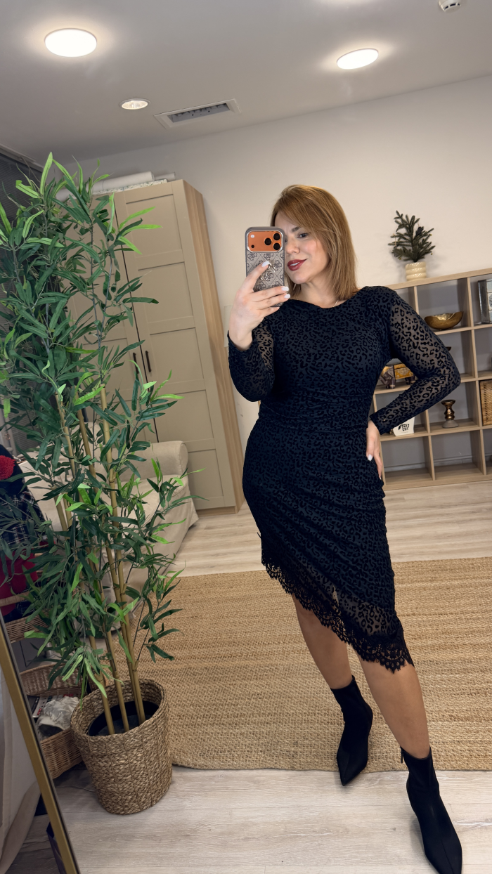 ASİMETRİK TÜL DETAY DESENLİ İTHAL ELBİSE SİYAH