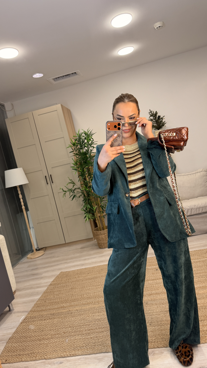 KADİFE İTALYAN TAKIM ZÜMRÜT