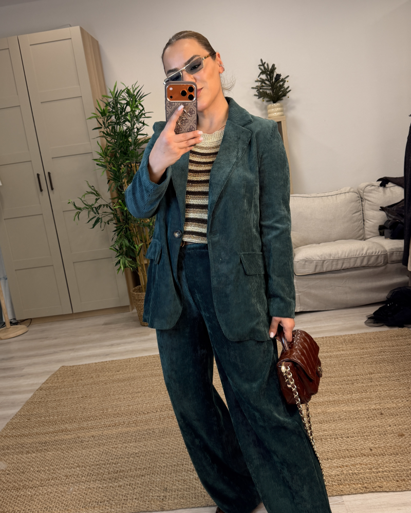 KADİFE İTALYAN TAKIM ZÜMRÜT