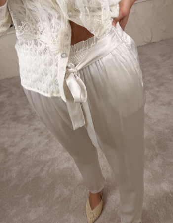 İTALYAN SATEN HAVUÇ PANTOLON KREM