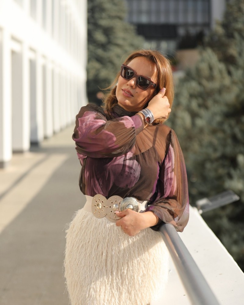 TÜL TASARIM İTHAL DESENLİ BLUZ