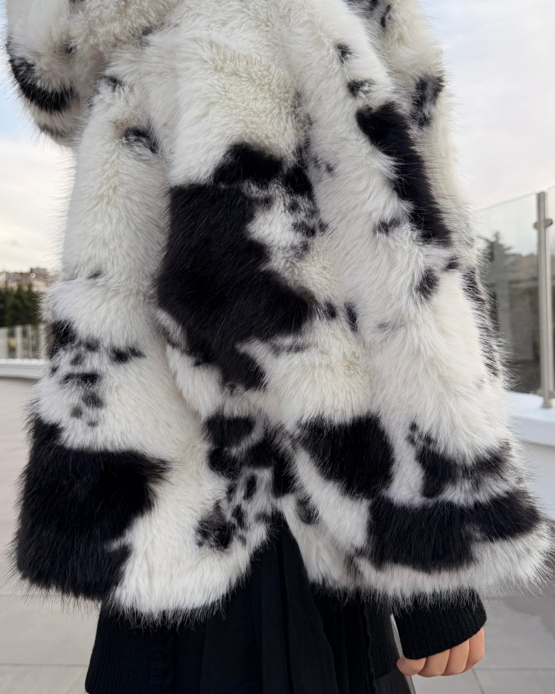 İTALYAN BENEKLİ KÜRK BEYAZ İTALYAN BENEKLİ KÜRK BEYAZ