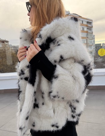 İTALYAN BENEKLİ KÜRK BEYAZ