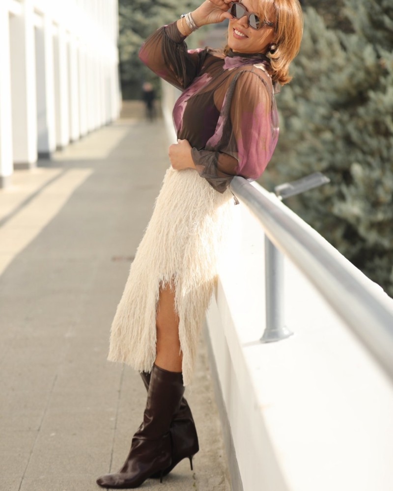 İTALYAN PÜSKÜLLÜ ETEK KREM