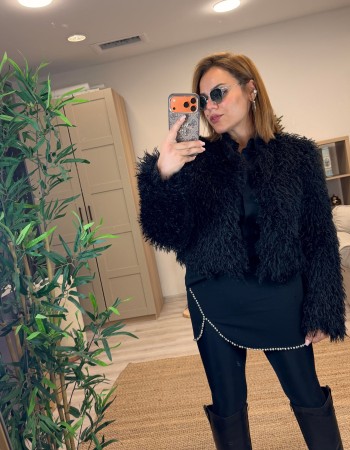 İTHAL PÜSKÜLLÜ KÜRK SİYAH