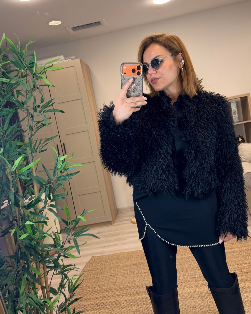 İTHAL PÜSKÜLLÜ KÜRK SİYAH