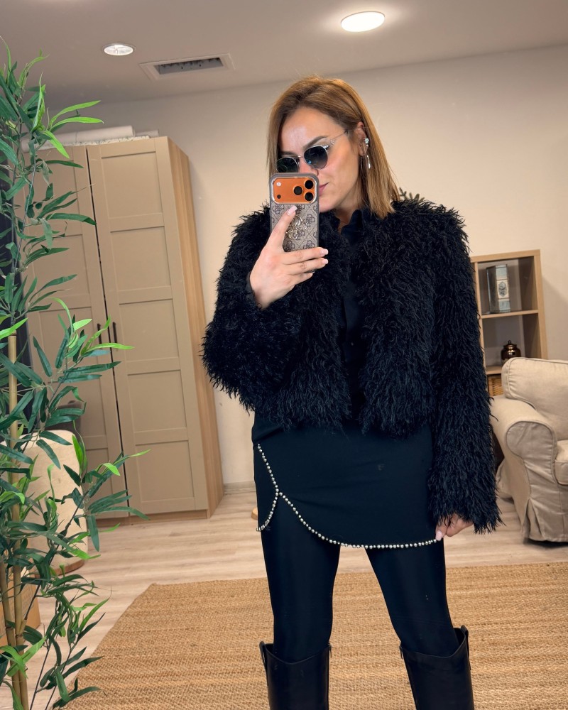 İTHAL PÜSKÜLLÜ KÜRK SİYAH