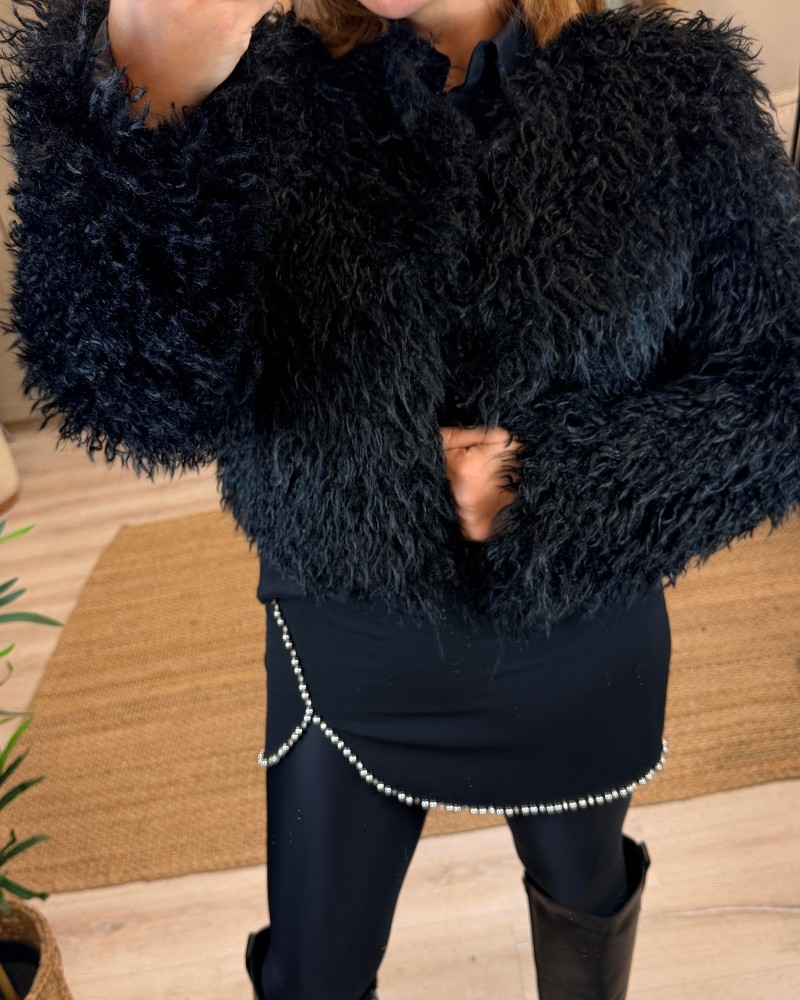 İTHAL PÜSKÜLLÜ KÜRK SİYAH