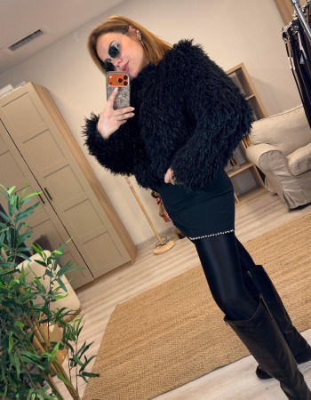 İTHAL PÜSKÜLLÜ KÜRK SİYAH