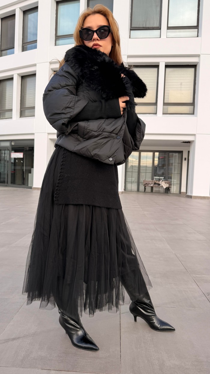 KÜRK DETAYLI ŞİŞME KABAN SİYAH